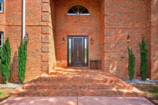 502 Hickory Hollow RD, Inman, SC 29349