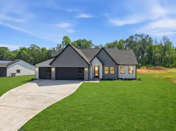 2033 Blessed DR, Inman, SC 29349