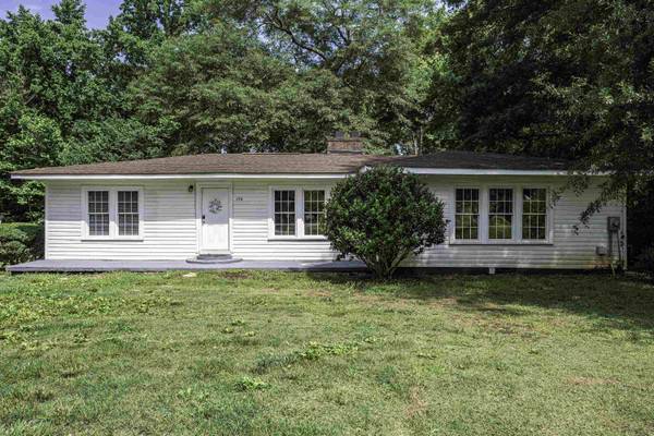 190 North ST, Wellford, SC 29385