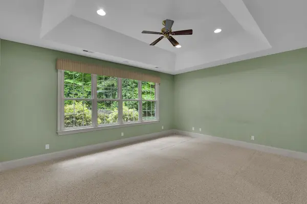 28 Windswept LN, Travelers Rest, SC 29690