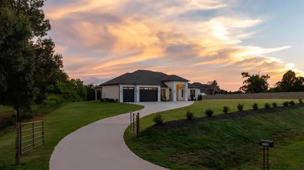 1730 Riveroak RD, Inman, SC 29349