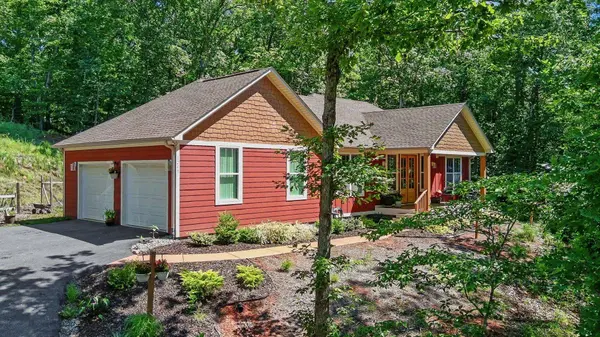 1241 Hayes RD, Columbus, NC 28722