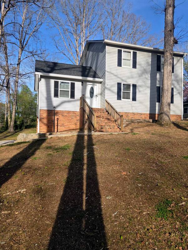 120 Chaucer Dr, Gaffney, SC 29341