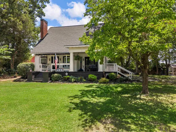 409 N HOWARD AVE, Landrum, SC 29356