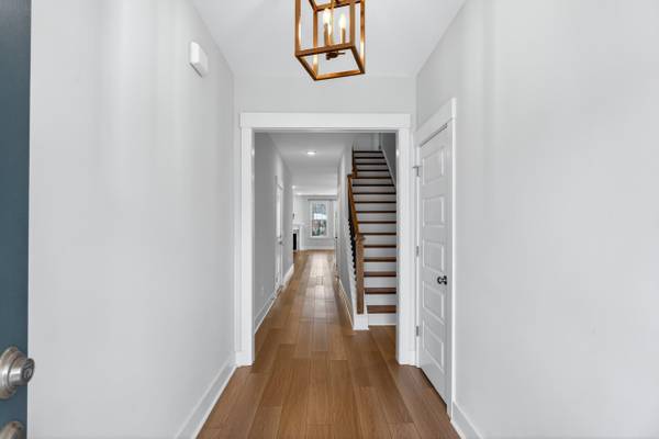 109 Woodcross DR, Simpsonville, SC 29681