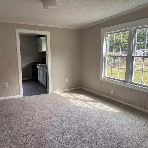 131 Case AVE, Spartanburg, SC 29301