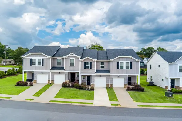 434 Ellis Mill ST, Simpsonville, SC 29680