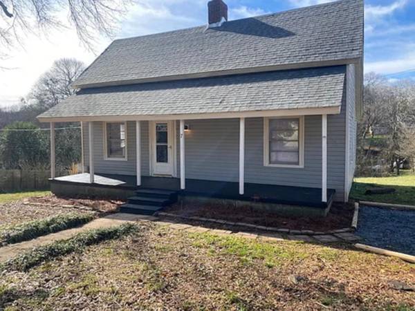 7 Spruce ST, Startex, SC 29377