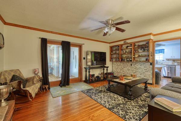150 Shelton DR, Spartanburg, SC 29307