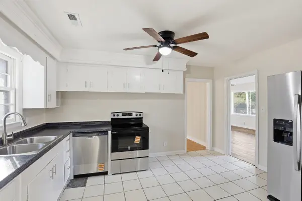 201 Francis Marion DR, Spartaburg, SC 29302