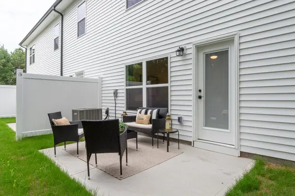 621 Farcroft TRL, Roebuck, SC 29376