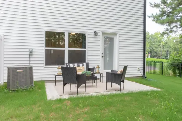 621 Farcroft TRL, Roebuck, SC 29376
