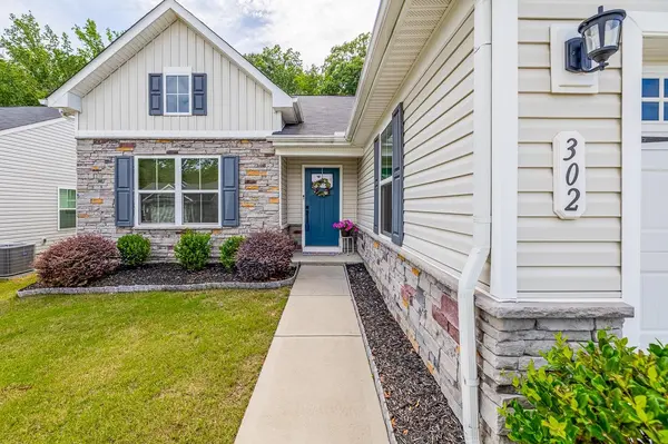 302 Stockland TRL, Fountain Inn, SC 29644