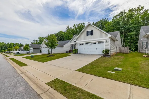 302 Stockland TRL, Fountain Inn, SC 29644