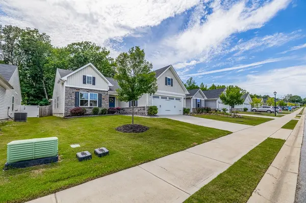 302 Stockland TRL, Fountain Inn, SC 29644