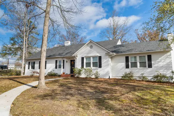 209 Young DR, Clinton, SC 29325