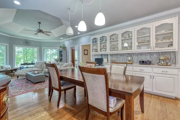 335 Hillcove PT, Wellford, SC 29385