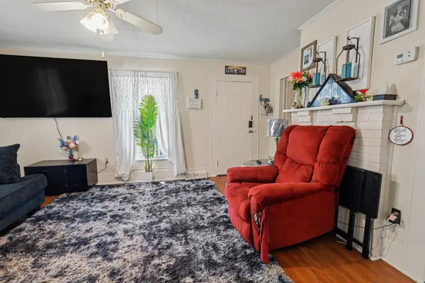 9 G ST, Inman, SC 29349