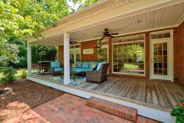 468 S Oakley LN, Spartanburg, SC 29301
