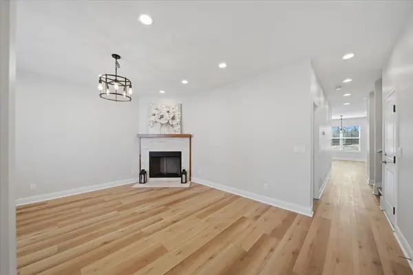 563 Clairidge DR, Boiling Springs, SC 29316