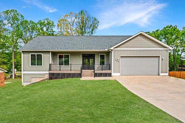 308 Pineridge DR, Spartanburg, SC 29303
