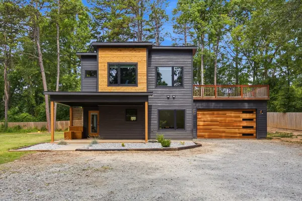136 Downey RD, Inman, SC 29649