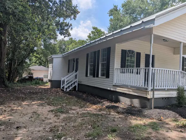 152 Mapletree LN, Spartanburg, SC 29303