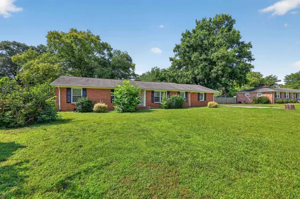112 Thunderbird PL, Spartanburg, SC 29307