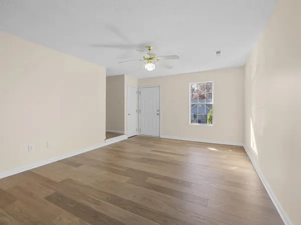 109 Hammett Grove LN, Greer, SC 29650