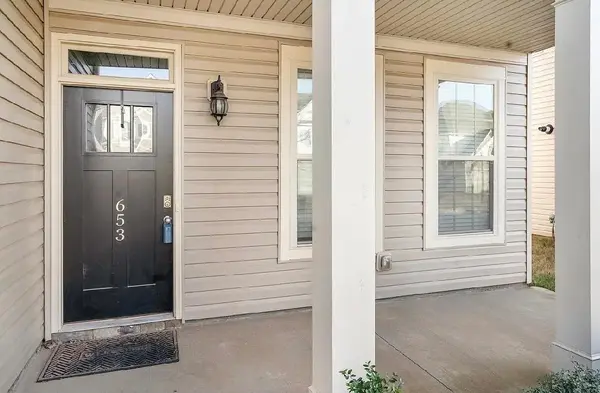 653 Highgarden LN, Boiling Springs, SC 29316