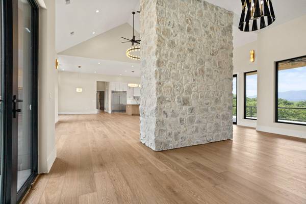 1950 Pleasant Hill RD, Greer, SC 29651