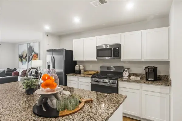1409 Chesapeake LN, Spartanburg, SC 29303