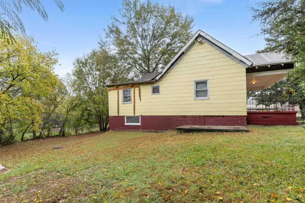 309 Flat DR, Buffalo, SC 29321