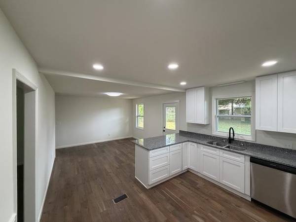 108 Woodshire DR, Boiling Springs, SC 29316