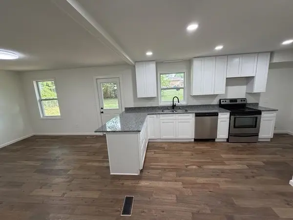 108 Woodshire DR, Boiling Springs, SC 29316