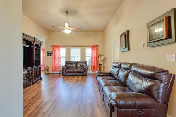 360 Huntwood DR, Roebuck, SC 29376