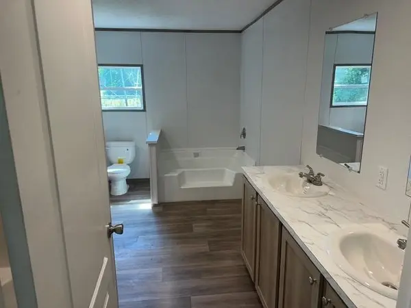 211 Woodland CIR, Pacolet, SC 29372