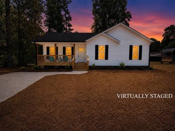 8 Wray ST, York, SC 29745