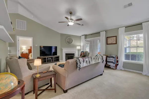 409 Longspur CT, Duncan, SC 29334