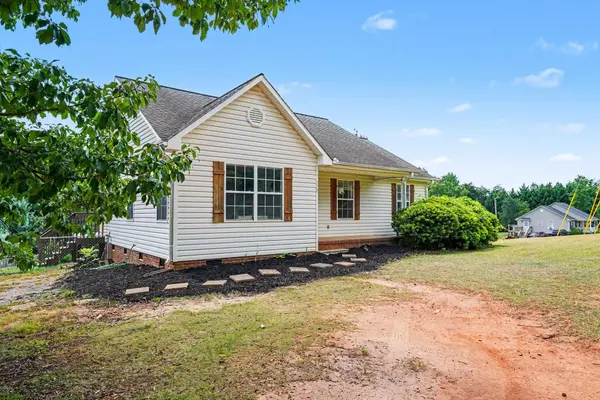 778 WINDMILL HILL RD, Inman, SC 29349