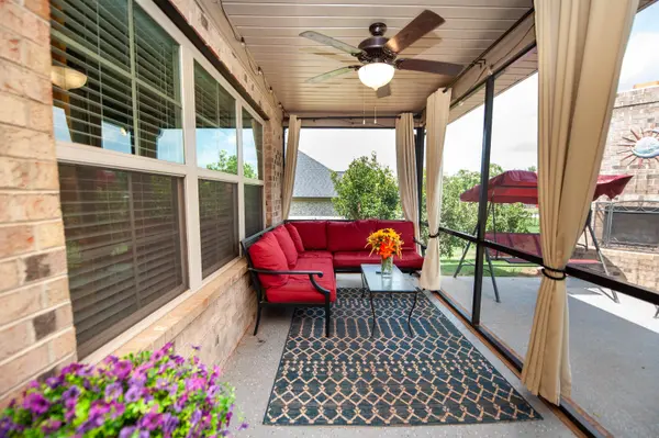 328 E Story Bush LN, Inman, SC 29349