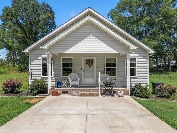 141 Fuller ST, Pacolet, SC 29372