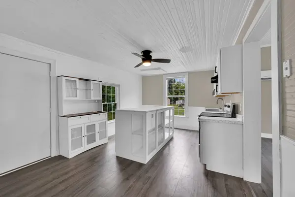 201 Hammett ST, Honea Path, SC 29654