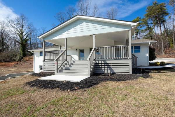 101 Fairview DR, Greenville, SC 29609