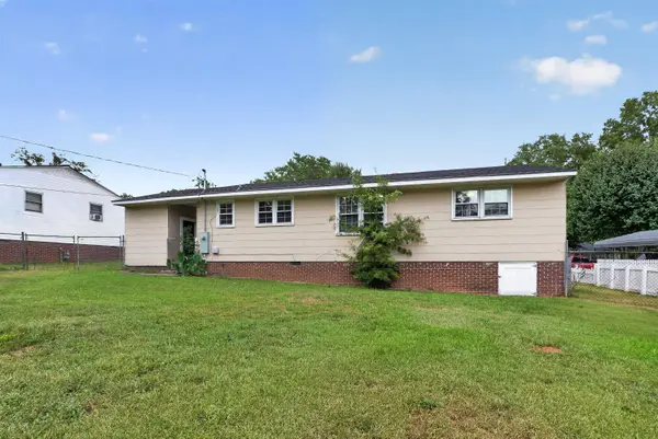 417 Crestview DR, Spartanburg, SC 29306
