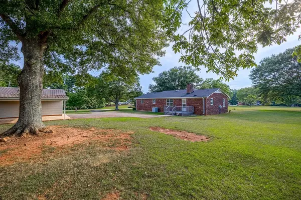 1326 Mount Zion RD, Spartanburg, SC 29303