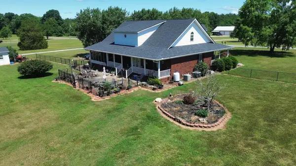 143 Ashworth School Rd, Gaffney, SC 29341