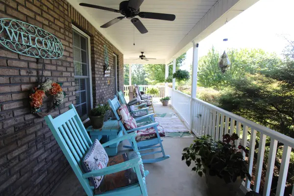 178 Tuscany LN, Chesnee, SC 29323-8119