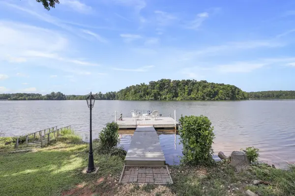 227 Woodlake DR, Spartanburg, SC 29301
