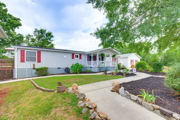 462 Forest DR, Cross Hill, SC 29332